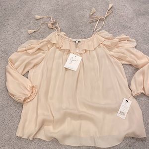 JOIE cold shoulder blouse, Women’s Small, dusty rose/peachy color 100% Silk